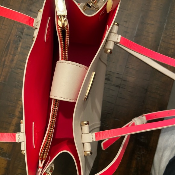 Authentic Kate Spade cream and coral handbag - Picture 4 of 9